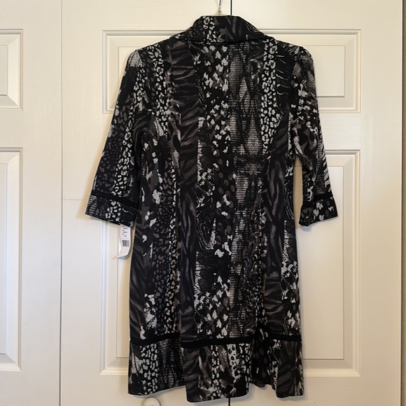 💖Robbie Bee black and white comfy sweater dress - Picture 6 of 7